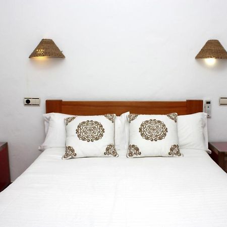 Hostal Extramuros Conil De La Frontera Zewnętrze zdjęcie