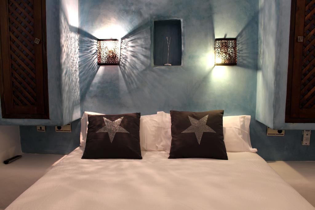 Hostal Extramuros Conil De La Frontera Zewnętrze zdjęcie